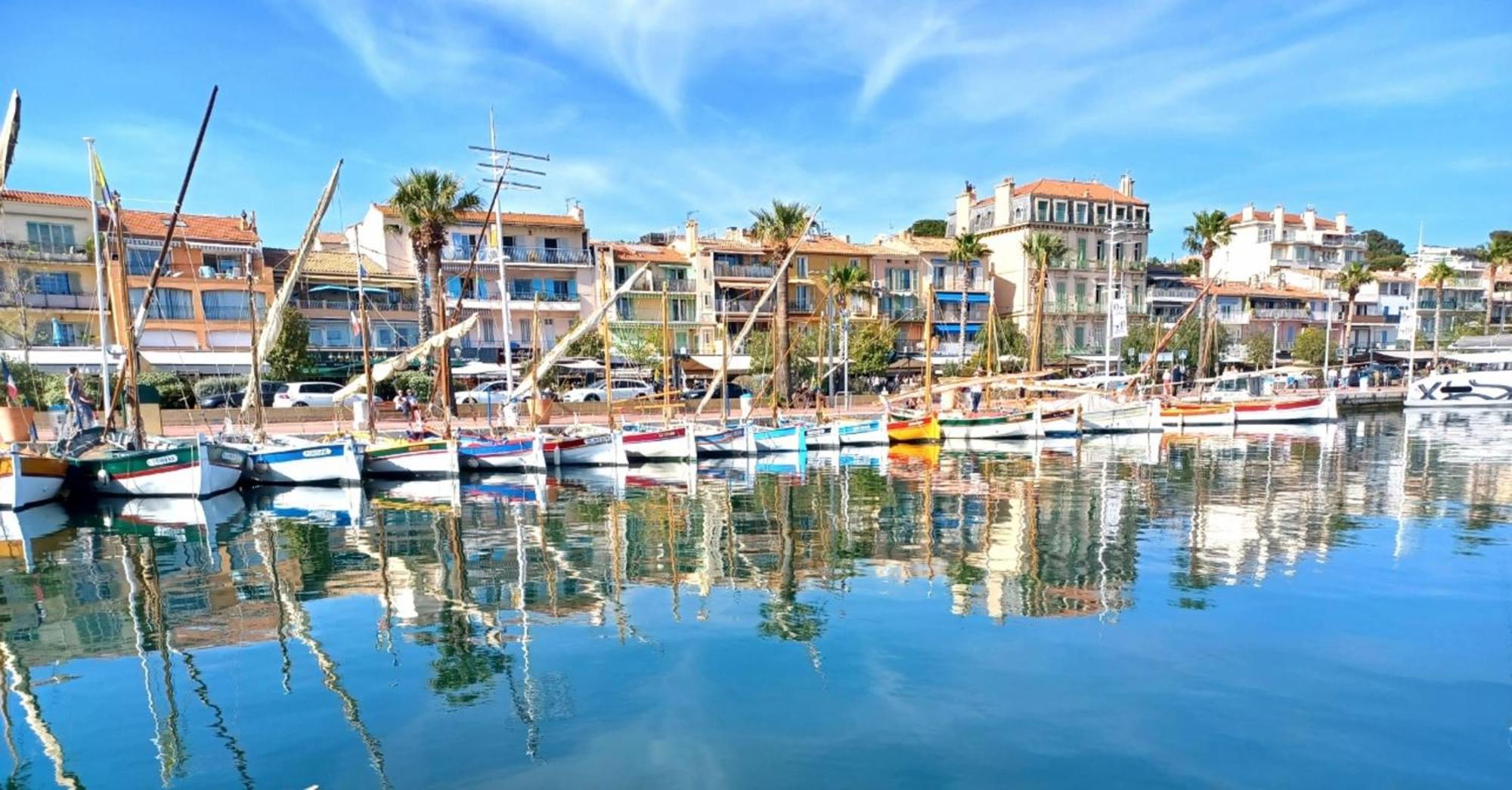 Bright Of 44 M With A Balcony * Sanary-sur-Mer